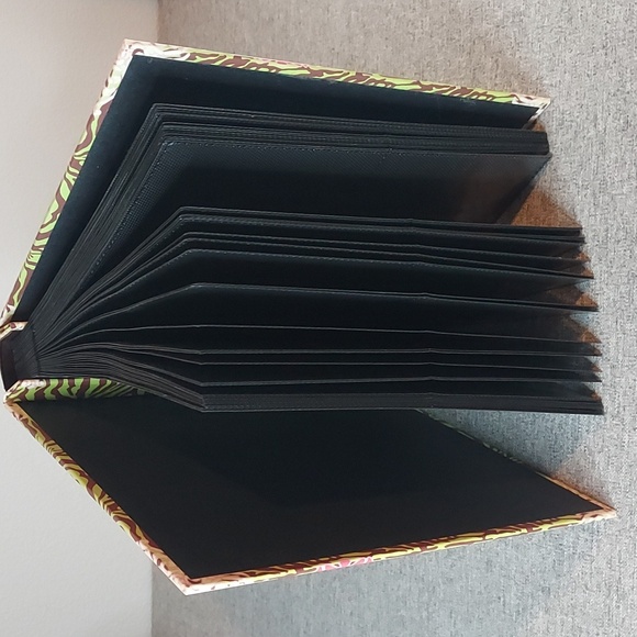 Green Pink Brown Animal Print Patterned 4x6 Photo Album Book Binder NWT - Picture 5 of 7